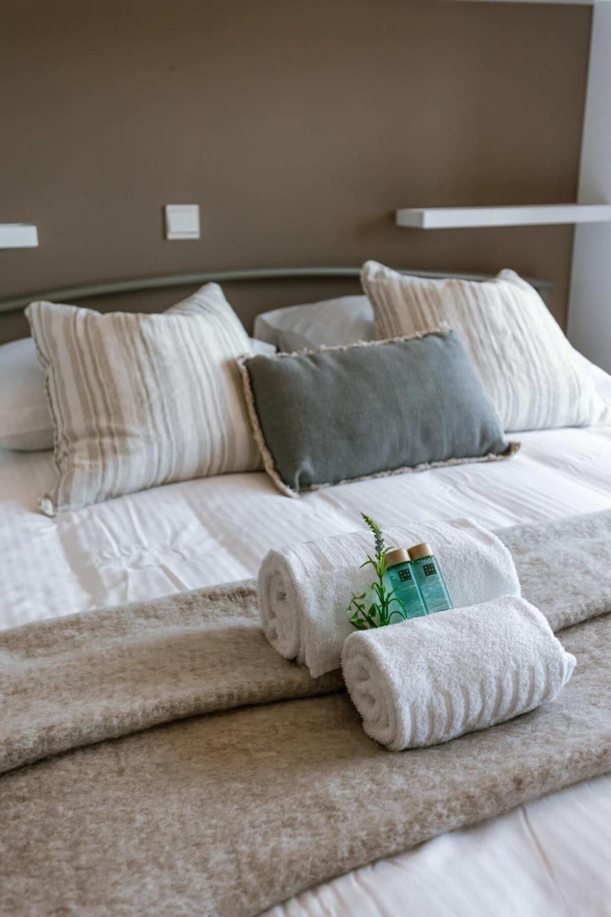 Huswell - With Stunning Sea View In Appartement