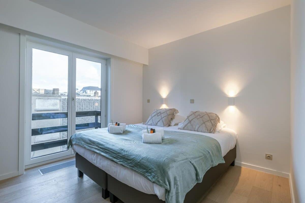 Huswell - With Sideways Sea View In Appartement Middelkerke